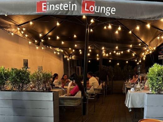 Einstein Lounge